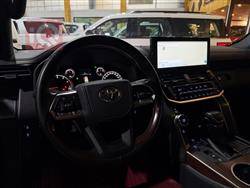 تۆیۆتا لاند کروزەر